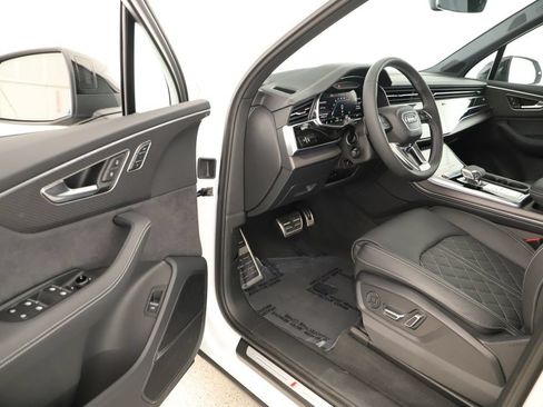 New 2026 Audi SQ7 Premium Plus AWD/4WD image 14