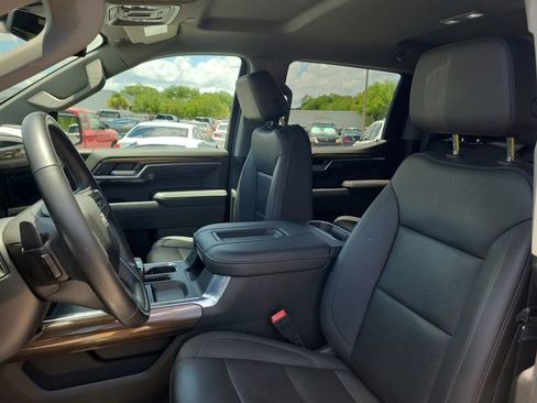 Certified 2022 Chevrolet Silverado 1500 LT AWD/4WD image 19