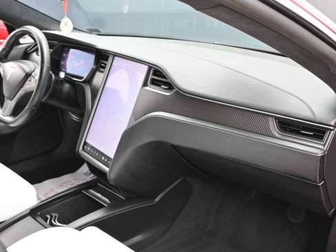 Used 2020 Tesla Model S Performance AWD/4WD image 38