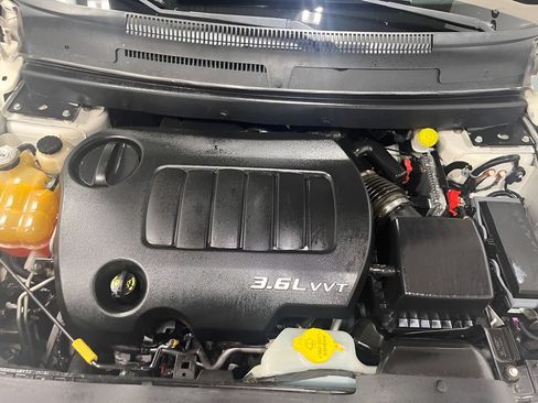 Used 2012 Dodge Journey Crew w/ Flexible Seating Group AWD/4WD image 9