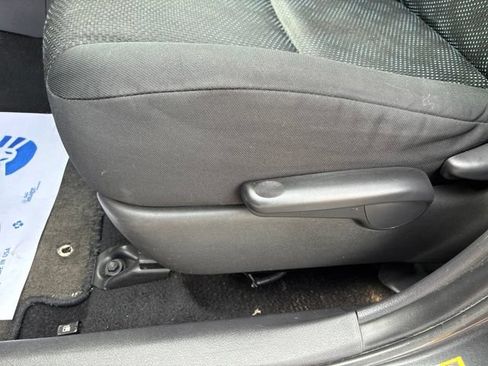 Used 2009 Toyota Matrix w/ PWR Pkg FWD image 16
