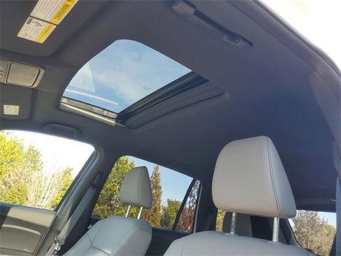 Used 2023 Honda Passport EX-L image 14