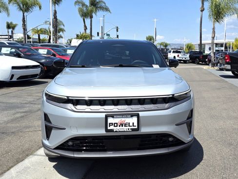 New 2025 Jeep Wagoneer S Limited image 7