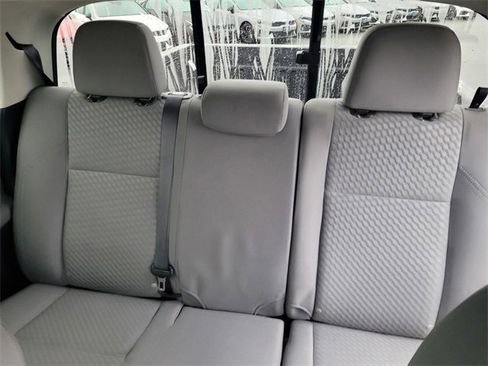 Used 2020 Toyota Tacoma SR5 image 9