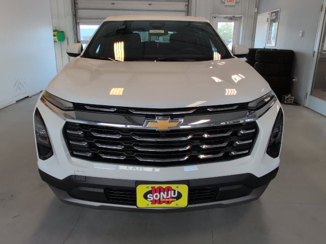 New 2026 Chevrolet Equinox LT w/ LPO, Floor Liner Package FWD image 8