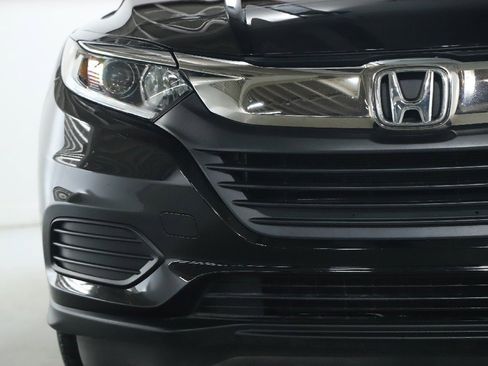 Used 2019 Honda HR-V LX image 6