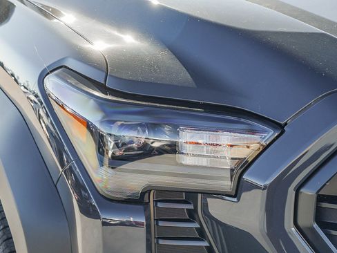 New 2026 Toyota Tacoma TRD Off-Road image 9