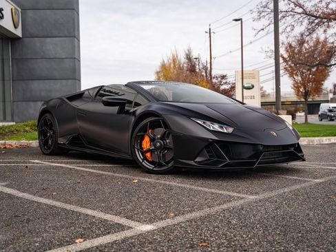 Used 2022 Lamborghini Huracan EVO image 10