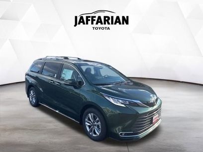 New 2026 Toyota Sienna Limited