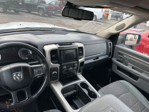 Used 2018 RAM 1500 Big Horn image 28