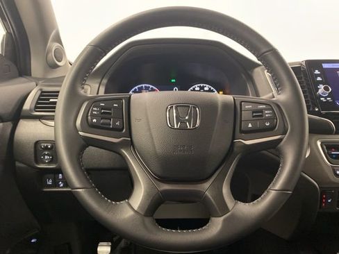 Certified 2025 Honda Ridgeline RTL image 16