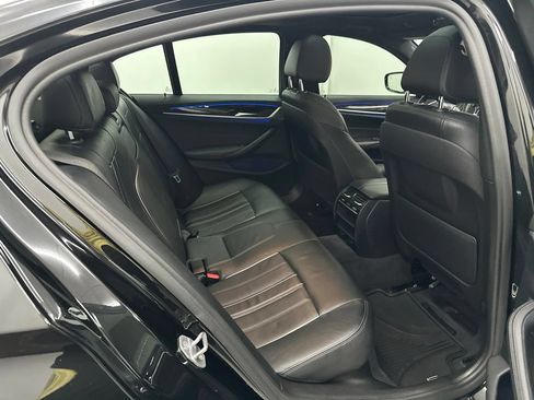 Used 2019 BMW 530e w/ Convenience Package RWD image 32