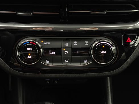 New 2026 Buick Envista Sport Touring w/ Convenience I Package FWD image 24