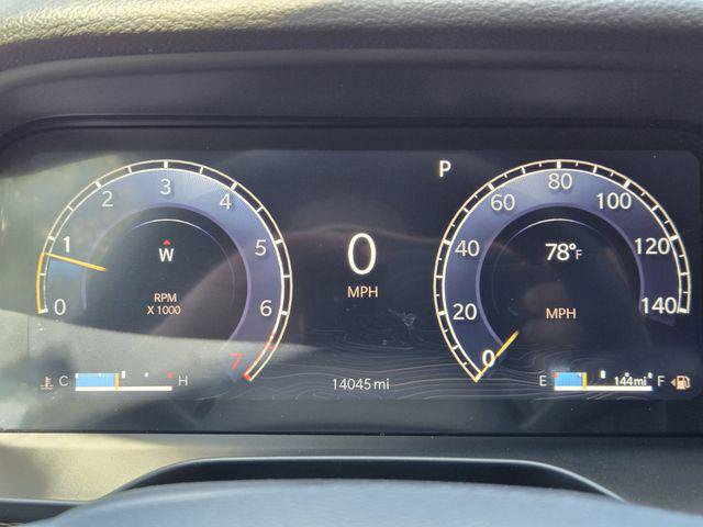 Certified 2024 Jeep Grand Cherokee Laredo X w/ Luxury Tech Group I AWD/4WD image 18