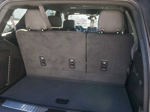 Used 2023 Chevrolet Tahoe Z71 w/ Z71 Off-Road Package image 23