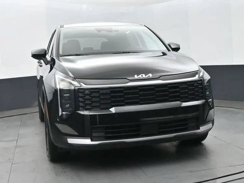 Used 2026 Kia Sportage LX FWD image 3
