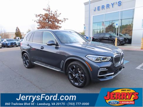 Used 2019 BMW X5 xDrive40i w/ Executive Package image 1
