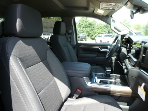 New 2026 Chevrolet Silverado 1500 LT Trail Boss AWD/4WD image 11