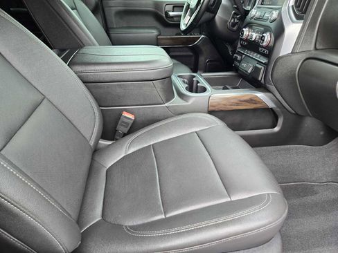 Certified 2023 GMC Sierra 2500 SLT w/ SLT Convenience Package AWD/4WD image 15
