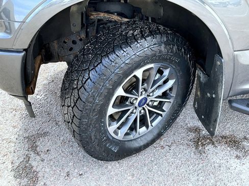 Used 2018 Ford F150 XLT w/ Equipment Group 302A Luxury image 23