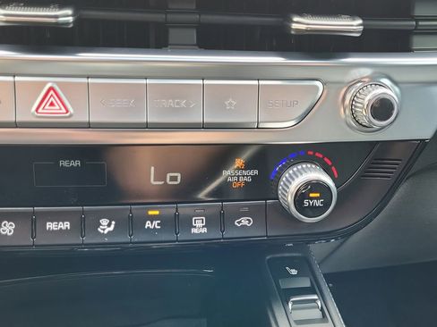 Certified 2025 Kia Telluride SX Prestige X-Line AWD/4WD image 27