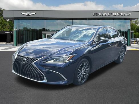 Used 2025 Lexus ES 350 w/ Premium Package FWD image 3
