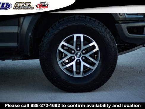 Used 2018 Ford F150 Raptor w/ Equipment Group 802A Luxury image 8