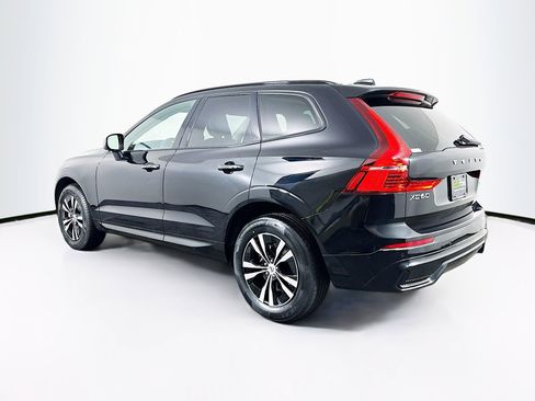 Used 2025 Volvo XC60 B5 Core image 5