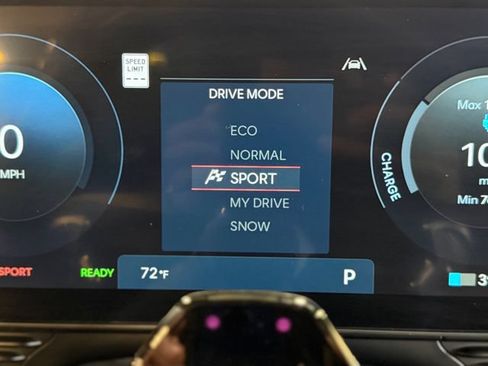 Used 2025 Hyundai Ioniq 5 Limited AWD/4WD image 34