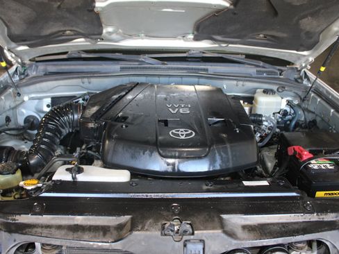 Used 2006 Toyota 4Runner Sport image 26