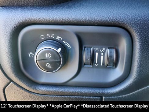 New 2026 RAM 1500 4x4 Crew Cab image 34