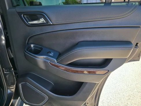 Used 2020 GMC Yukon SLT w/ HD Trailering Package AWD/4WD image 24