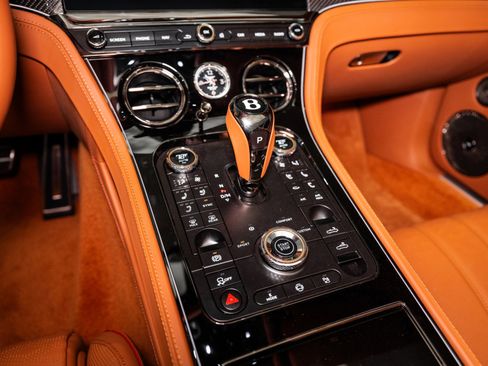 Used 2025 Bentley Continental GT Speed image 37