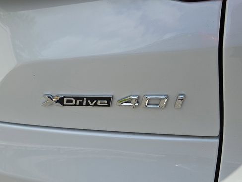 Used 2022 BMW X5 xDrive40i w/ Luxury Seating Package AWD/4WD image 32