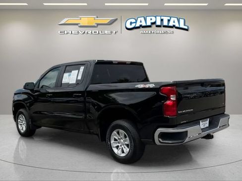 Used 2025 Chevrolet Silverado 1500 LT AWD/4WD image 3