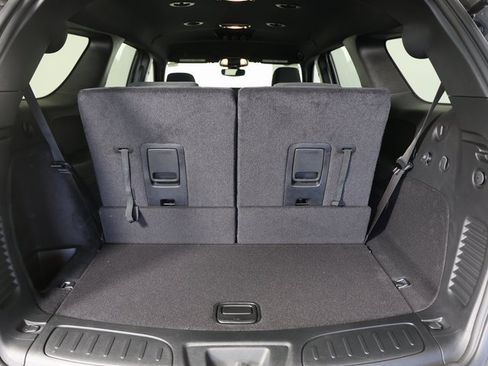 Used 2025 Dodge Durango R/T w/ Blacktop Package image 10