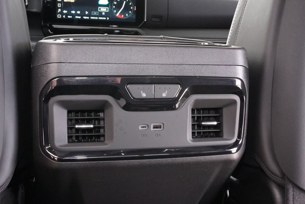 Used 2025 GMC Sierra 2500 AT4X AWD/4WD image 30