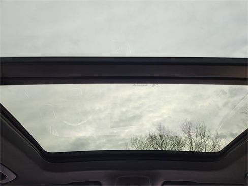 Used 2025 Audi Q5 2.0T Premium Plus w/ Premium Plus Package image 24