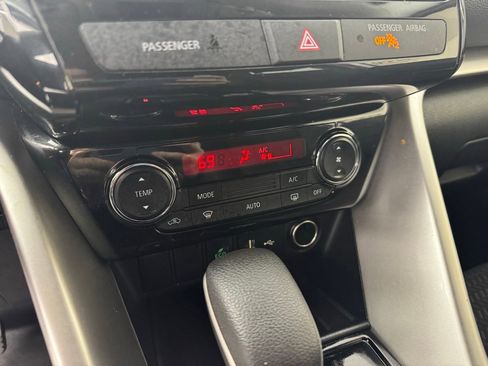 Used 2024 Mitsubishi Eclipse Cross ES image 17