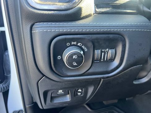 Used 2023 RAM 1500 Limited w/ Night Edition AWD/4WD image 31
