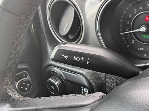 Used 2023 Jeep Wrangler Unlimited image 28