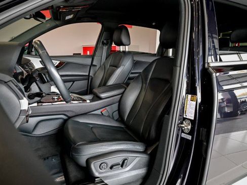 Used 2019 Audi Q7 2.0T Premium w/ Cold Weather Package image 14