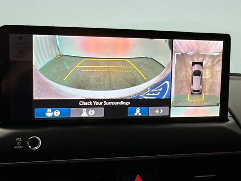 New 2026 Honda Pilot Touring image 28