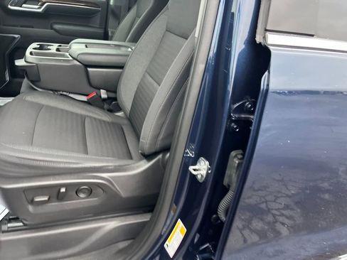 Used 2023 GMC Sierra 1500 SLE image 21