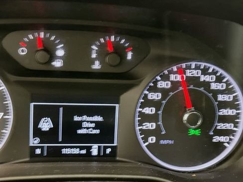 Used 2019 GMC Acadia SLE image 14