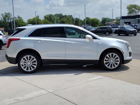 Used 2019 Cadillac XT5 Platinum AWD/4WD image 16