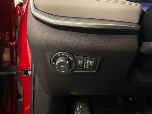 Used 2025 Jeep Compass Limited AWD/4WD image 14