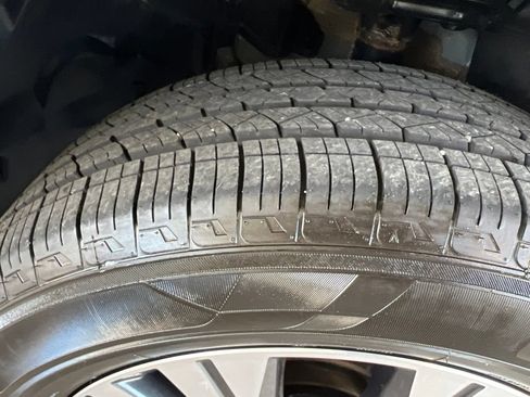Certified 2023 Nissan Rogue SV AWD/4WD image 38
