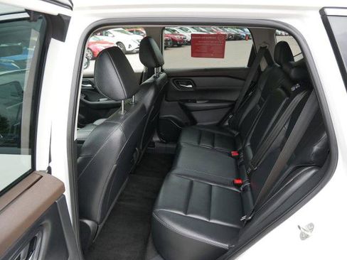 Certified 2023 Nissan Rogue SL w/ SL Premium Package AWD/4WD image 11