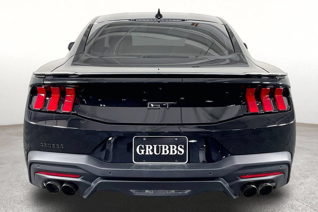 Used 2025 Ford Mustang GT Premium RWD image 5